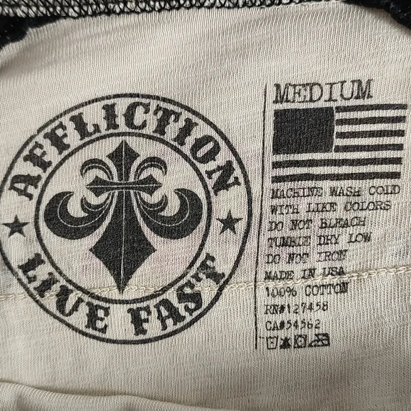 Men's M Affliction Long Sleeve T Shirt Cream Blue Ombre Eagle Fluer De Lis - Picture 2 of 5